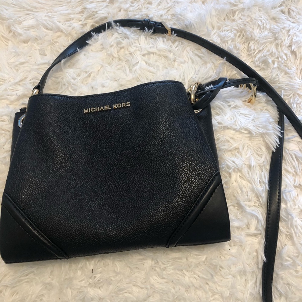 Black Michael Kors crossbody purse